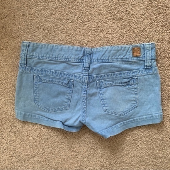 Guess Jeans Baby Blue Short Shorts Size 29 - Picture 3 of 7